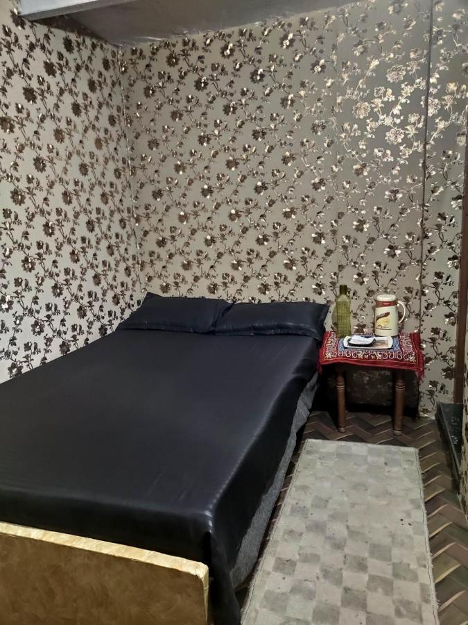Ira Homestay Mathura - Divine Spiritual Stay Exterior foto